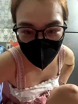 Photos of Zyzy009 from StripChat is Freechat
